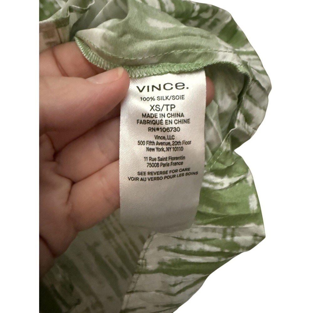 Vince 100% Silk Crinkle V-Neck Blouse Green White Tie Dye Long Sleeve Top XS - Picture 3 of 4
